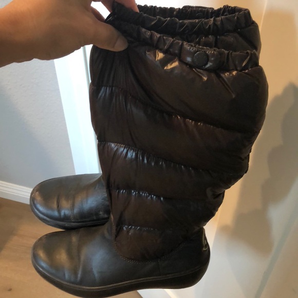 Boots - Picture 2 of 4